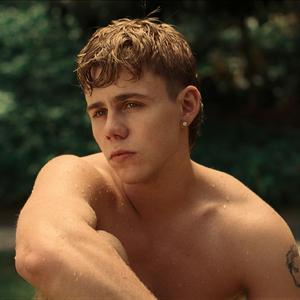 农村乡下妇女三级播放
